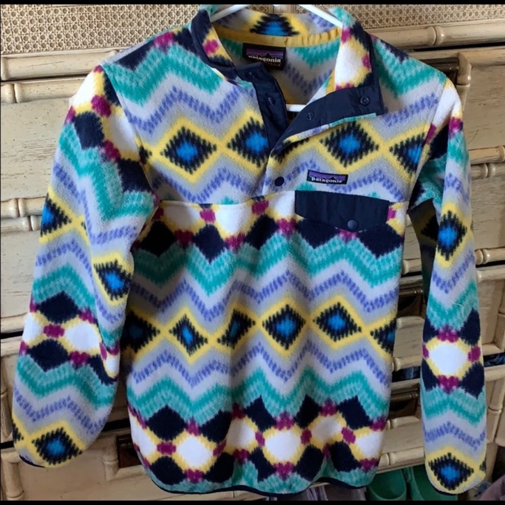 Vintage print Patagonia jacket, very warm and cozy